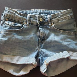 H&M Womens Cuffed Jean Shorts Size 6 Blue Denim Low Waist